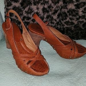 Frye Slingback pumps